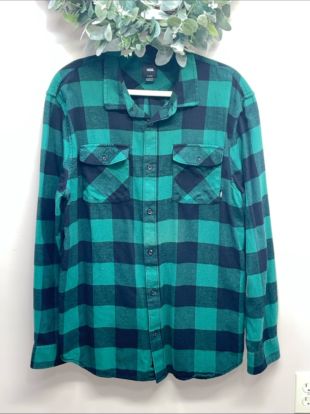 Vans Off The Wall Green Black Buffalo Plaid Classic Fit Button Down Flannel XL